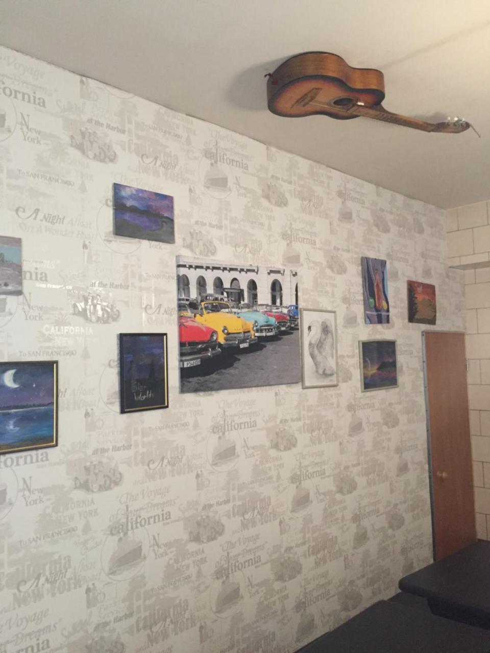 Hostel -Hotel Granat Rivne city Buitenkant foto