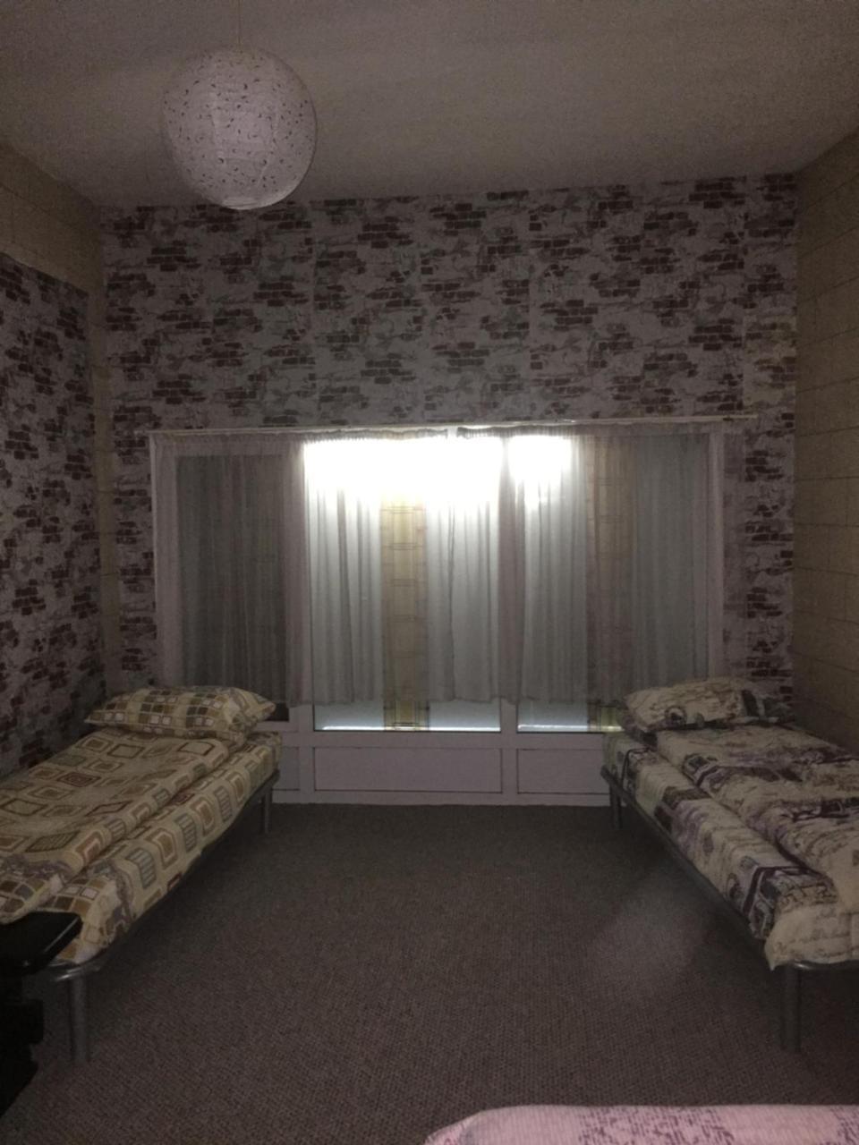 Hostel -Hotel Granat Rivne city Buitenkant foto